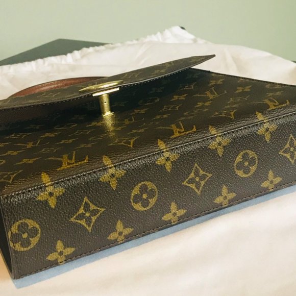SOLD LV Malesherbes MONO. Proof of Authenticity. 9.5/10 - Picture 11 of 13